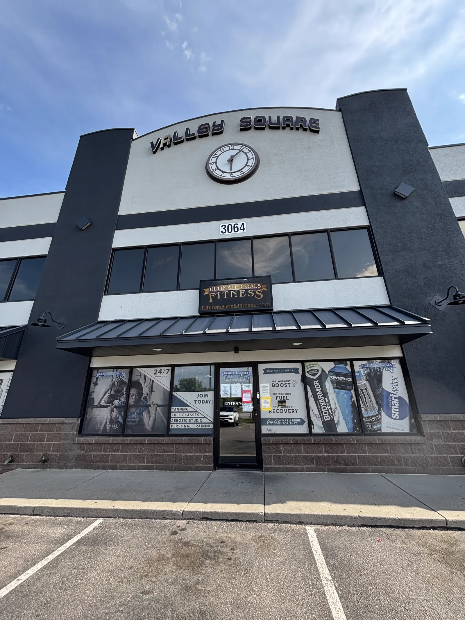 Exterior entrance to Ultimate Goals Fitness in Rapid Valley